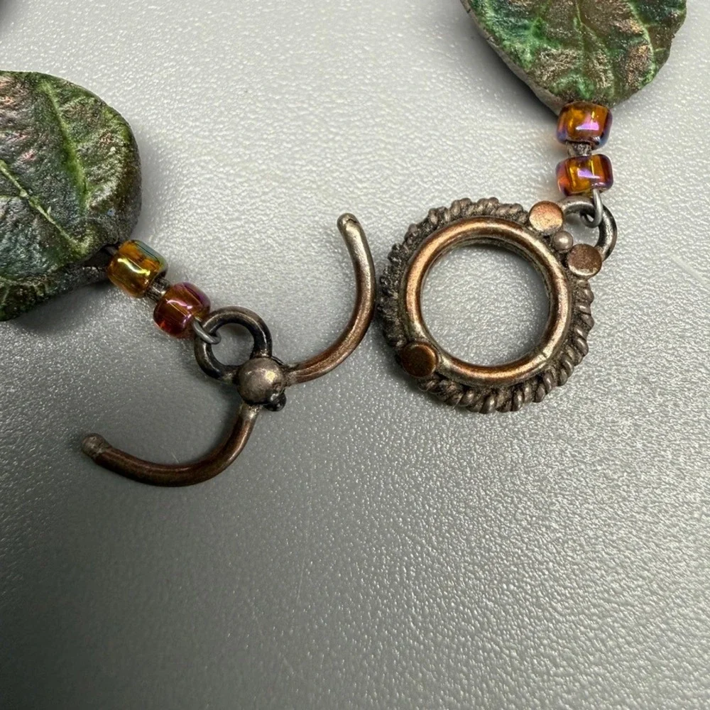Handmade Ceramic Leaf Bead Toggle Bracelet Green 6.5